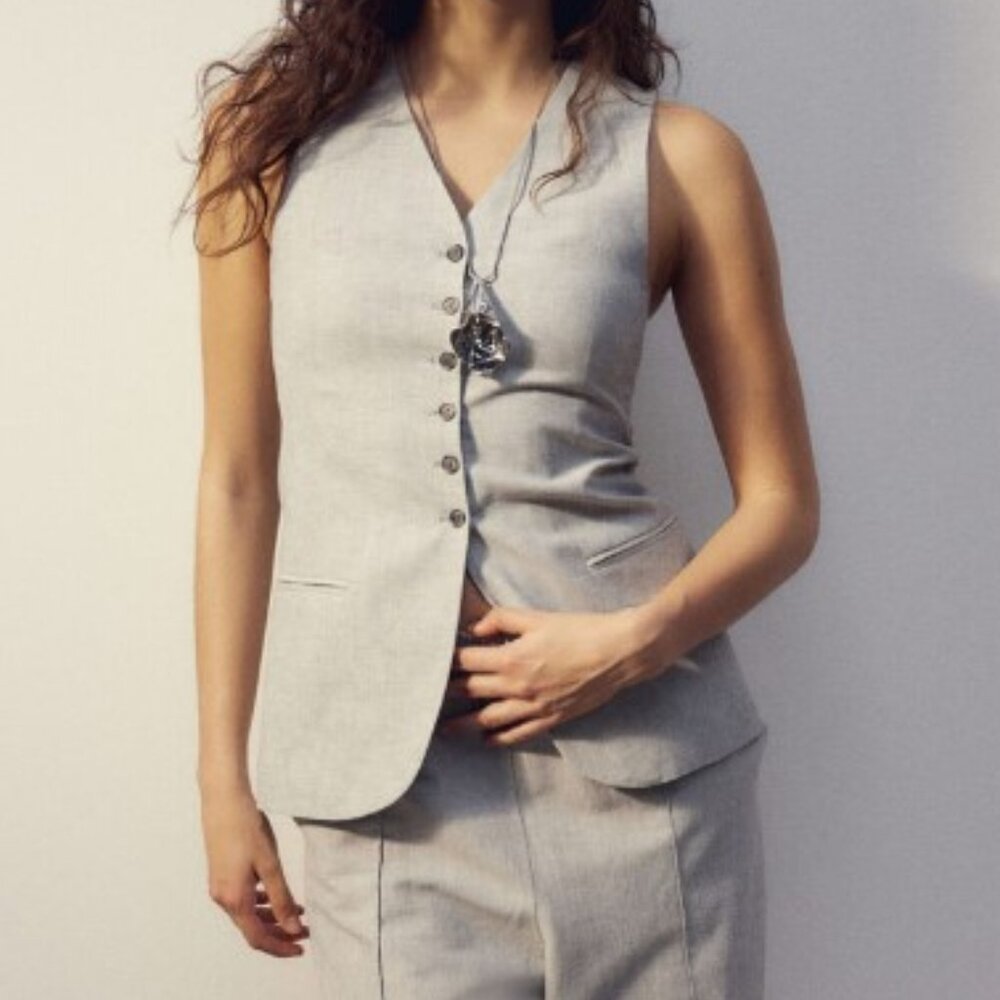 NWT - H&M Linen Vest - Light Grey- Size XL